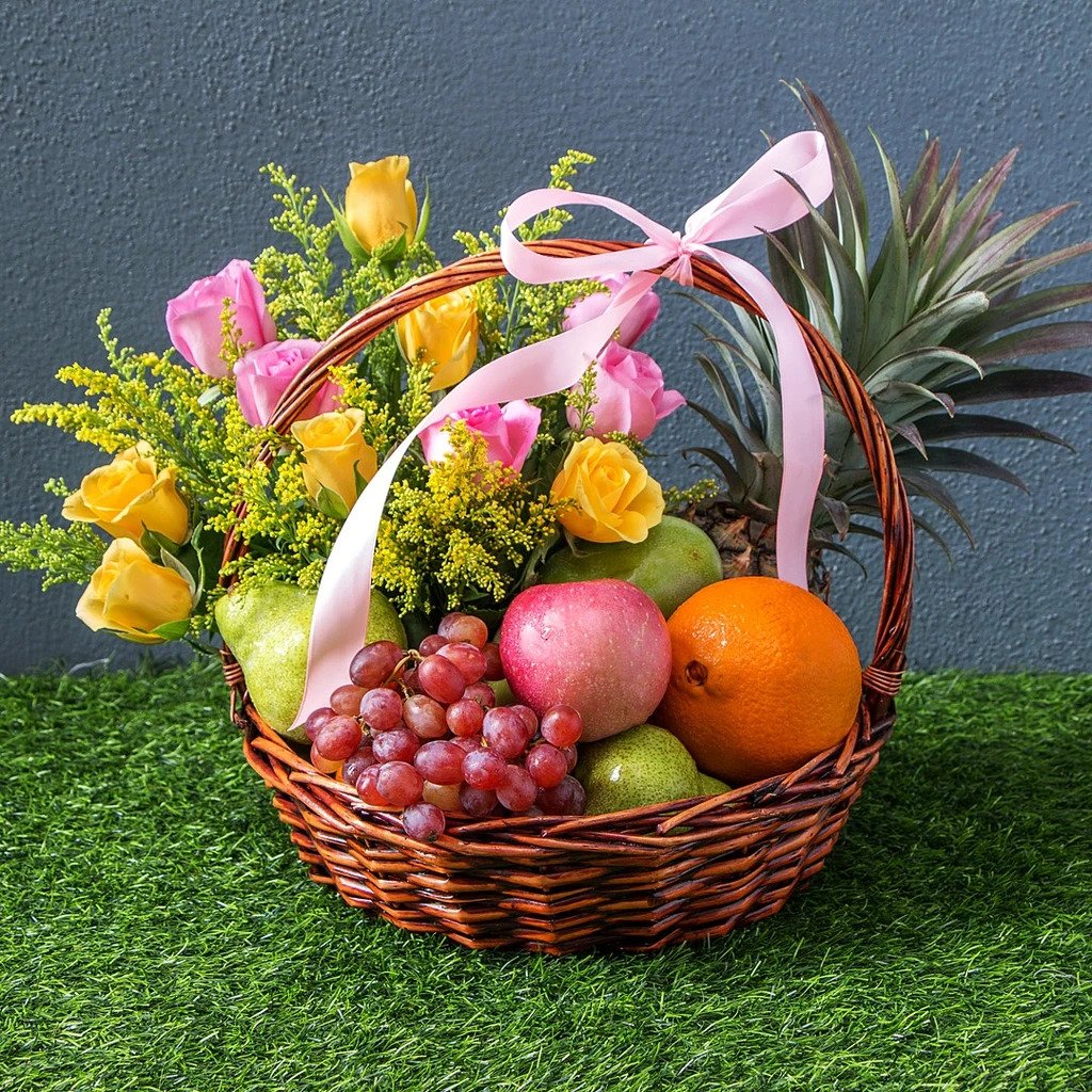 FRUITS BASKET